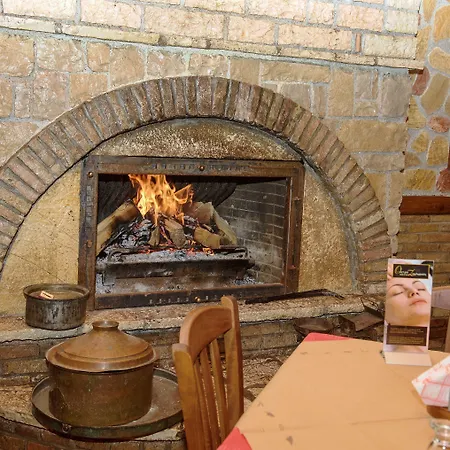 Oneiro Resort Kato Zachlorou