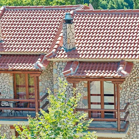 Oneiro Resort 3*